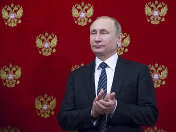 Dimisión de Michael Flynn es "asunto interno" de EU: Kremlin