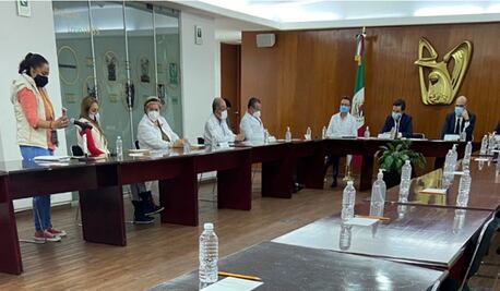 Acuerdan padres de niños con cáncer e IMSS vigilar tratamientos de pacientes