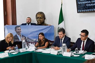 Panistas y titular de Seduvi intercambian acusaciones