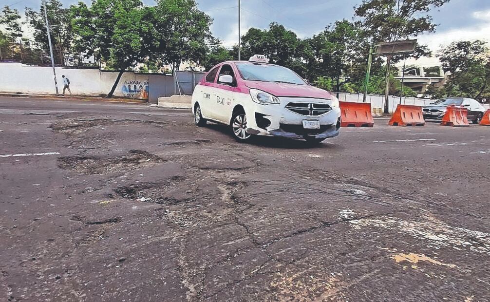 El problema de los baches en la Ciudad afecta a miles de personas. Archivo El Universal