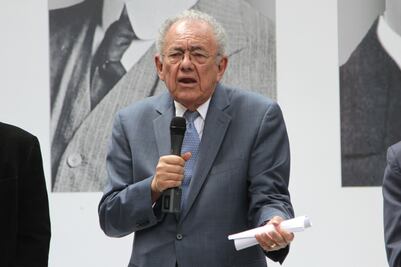 Corrige Jiménez Espriú: "sí estoy de acuerdo con AMLO en tema Santa Lucía" 