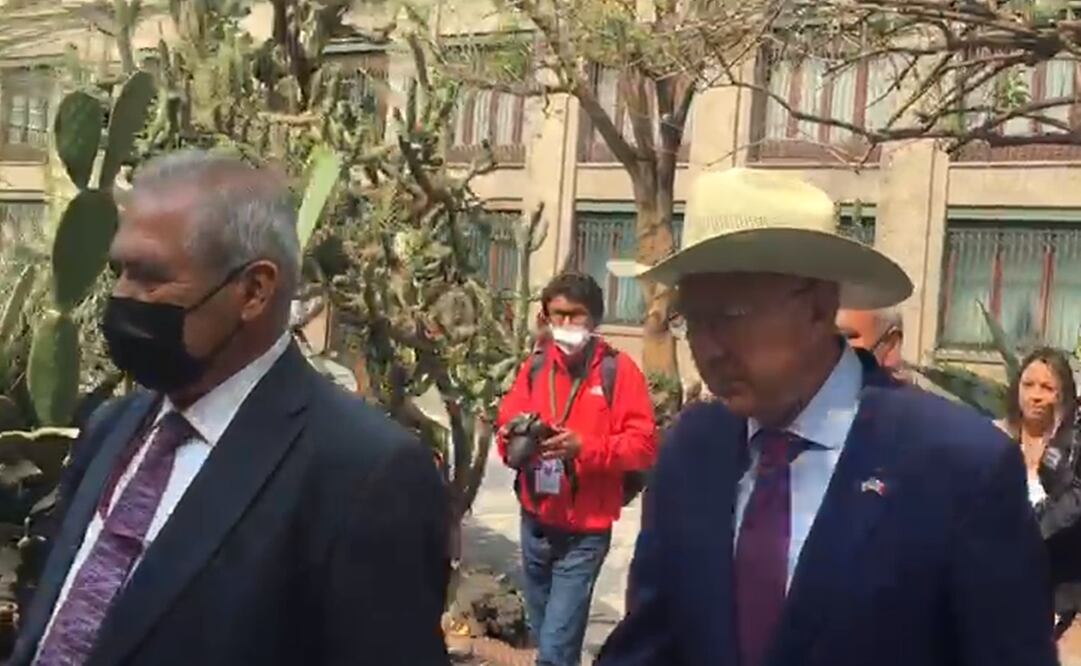 Ken Salazar se reunió con el secretario de Hacienda en Palacio Nacional. Foto: Captura de pantalla