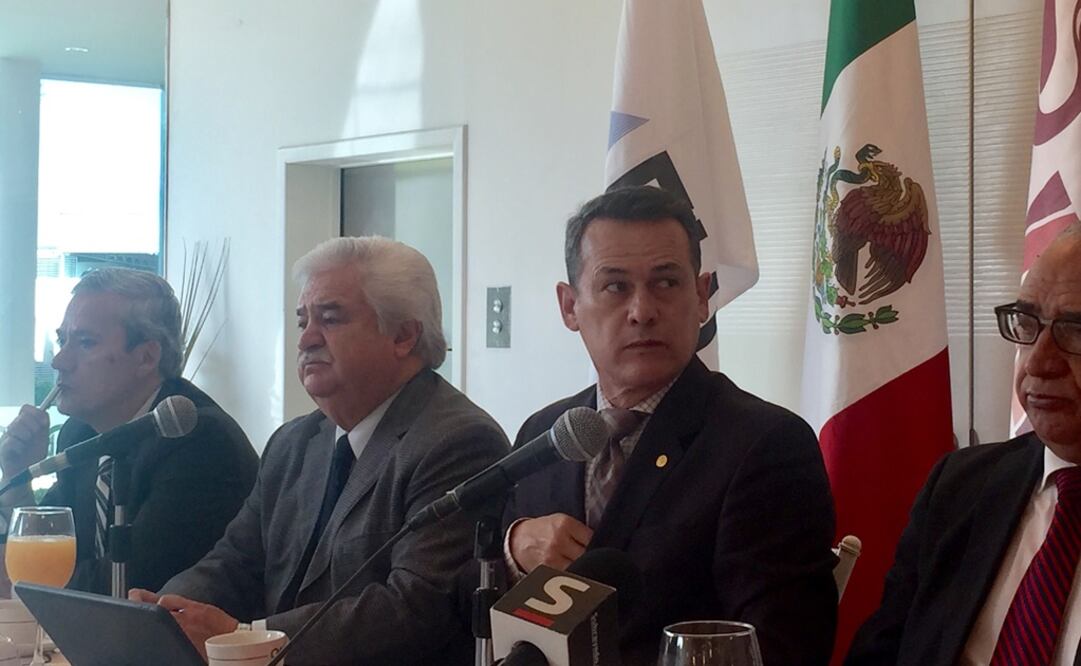 Foto del rector de la UAEH