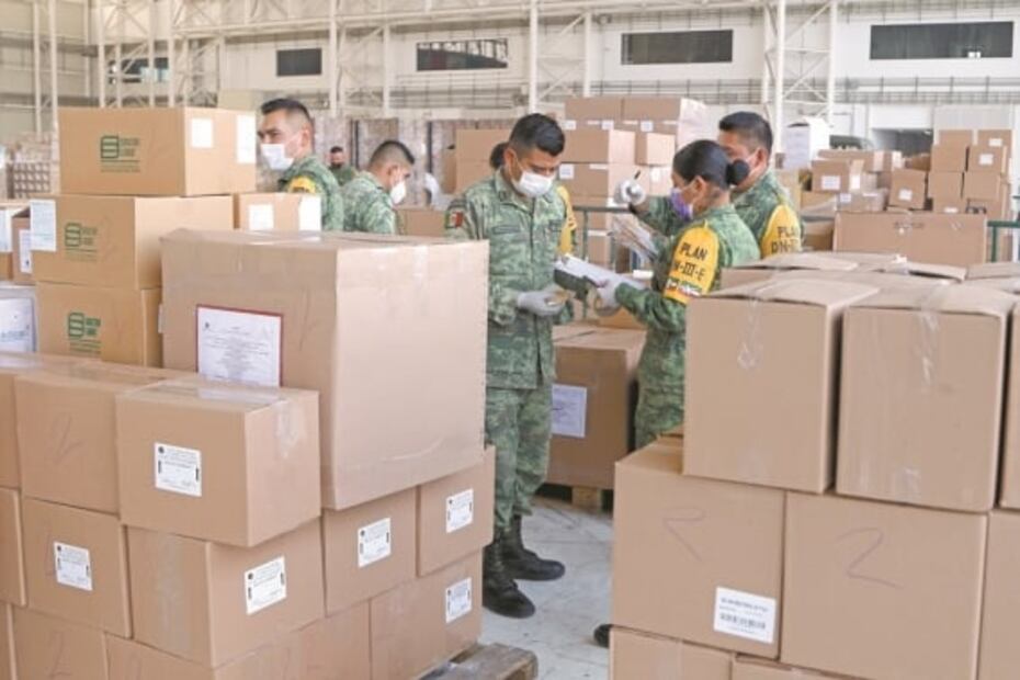 Ejército distribuye insumos médicos