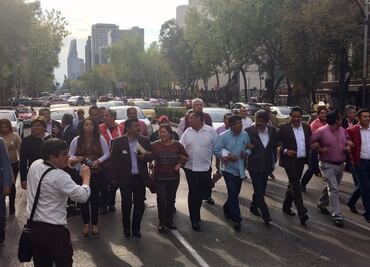Alcaldes de Veracruz marchan a Gobernación por recursos