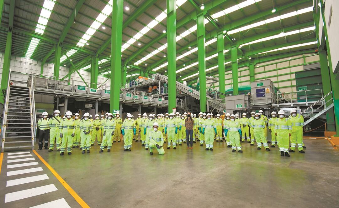 En la inauguración de operaciones de la planta procesadora de residuos sólidos en la alcaldía Azcapotzalco estuvo presente la jefa de Gobierno, Claudia Sheinbaum. Foto: ESPECIAL