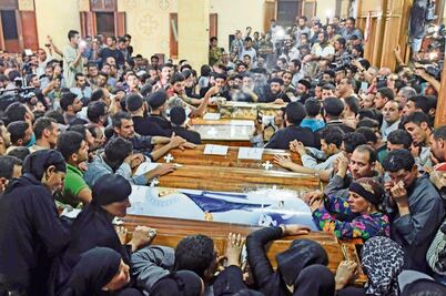 Tras atentado, Egipto lanza ofensiva en Libia