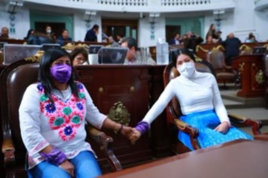 Morena CDMX va por "Ley Malena" para atender casos de violencia con ácido