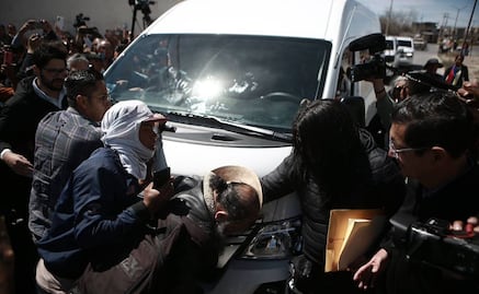 Venezolanos, ignorados por AMLO; “queremos justicia y se pague a heridos”, decían