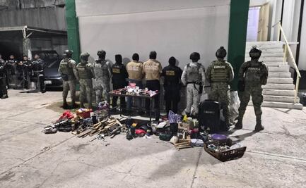 Decomisan armas punzocortantes, droga y teléfonos celulares en operativo sorpresa en penal de Campeche