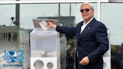 Jaime Bonilla, candidato de la coalición Juntos Haremos Historia, emite su voto en Tijuana