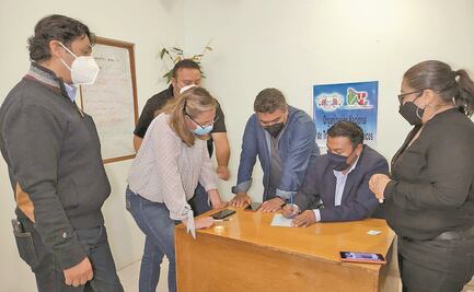 Maestros se amparan contra clases presenciales