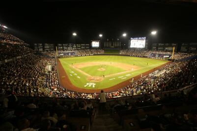 AMLO anunció que los Sultanes y Algodoneros jugarán en la LMP