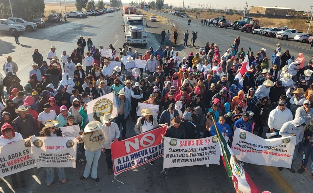 Transportistas y productores denuncian extorsiones, robos, bloqueos y violencia en rutas agroalimentarias. Foto: Diana Valdez