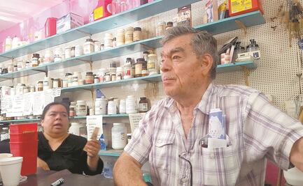 Por escasez produce su propio gel antibacterial