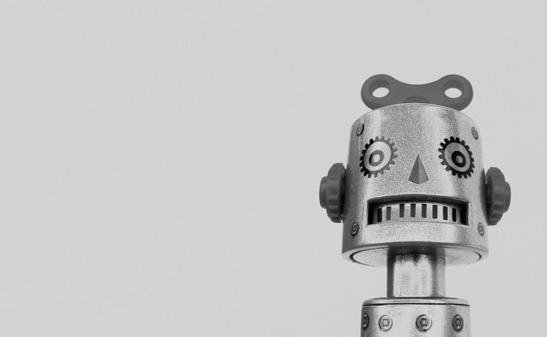 Construye un robot con alguno de estos kits. Imagen Pixabay