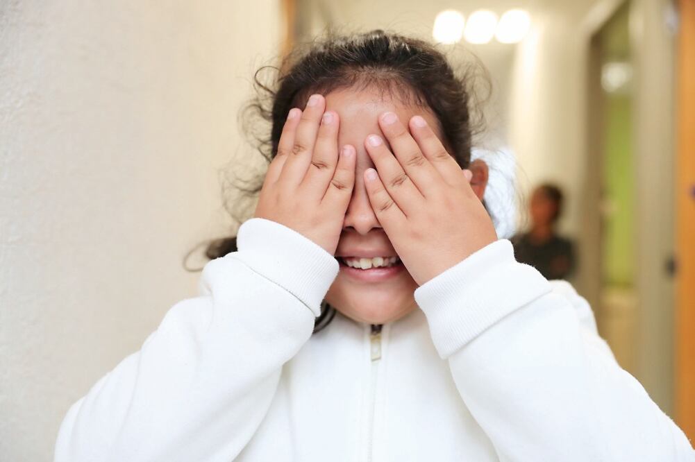 Sofía de ocho años, lleva casi 12 meses en la clínica de obesidad. A su corta edad se le dificulta modificar sus hábitos alimenticios y dejar las golosinas. (IRVIN OLIVARES. EL UNIVERSAL)