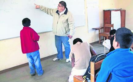 Gobernadores del PAN rechazan que se les dé plazas automáticas a la CNTE