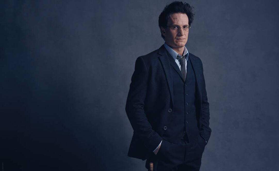 Una sinopsis dice que Harry es ahora un funcionario en el Ministerio de la Magia agobiado de trabajo, mientras que su hijo lucha "con el peso de un legado familiar que nunca quiso". FOTO: Pottermore.