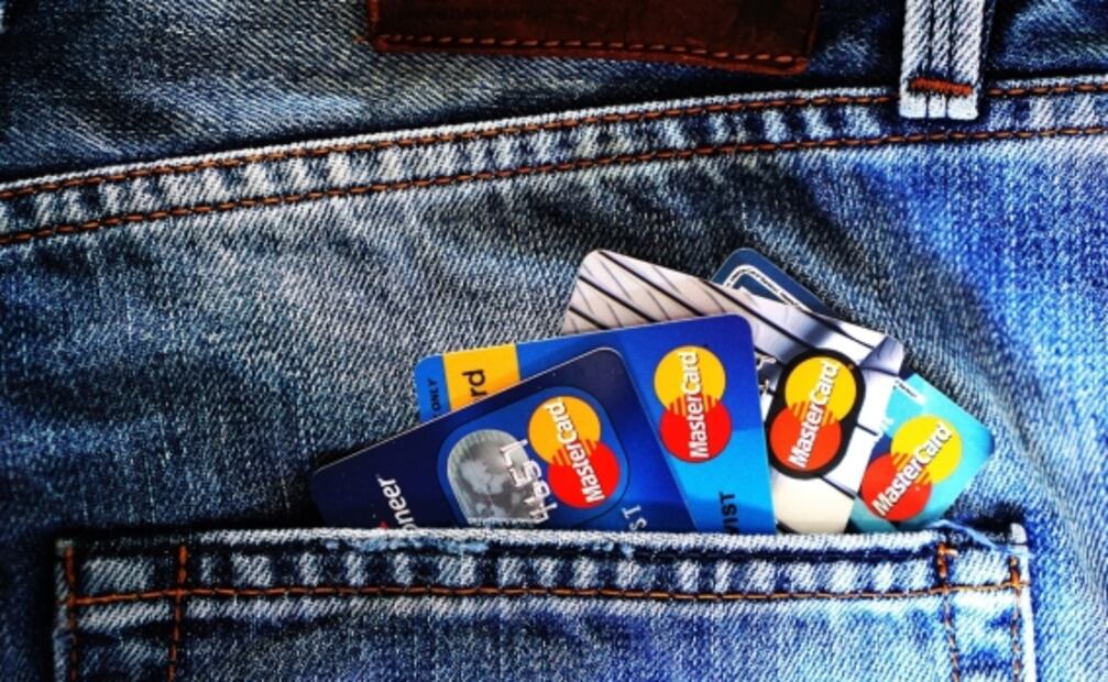 ¿El celular puede dañar las tarjetas de crédito?