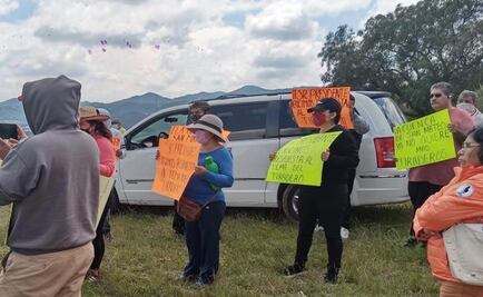 Vecinos paran maquinaria en Naucalpan; se oponen a operación de relleno