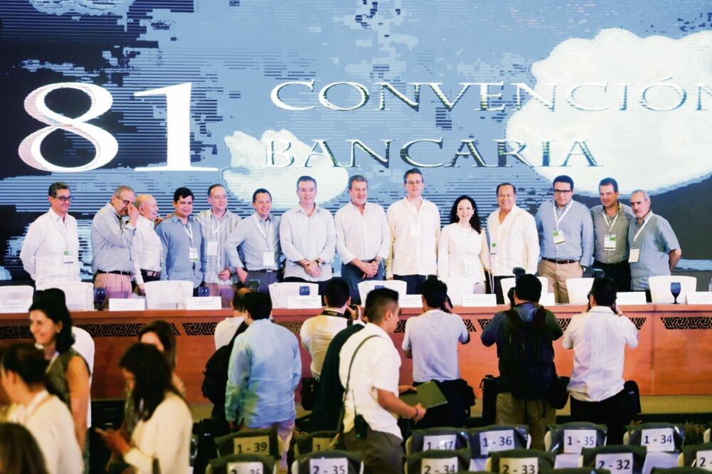 Durante la clausura de la 81 Convención Bancaria, se enfatizó que las expectativas de crecimiento económico para este año son de 2.5%. (IVÁN STEPHENS. EL UNIVERSAL)