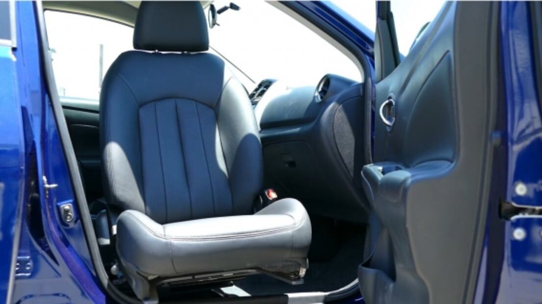 Nissan presenta Versa para personas con discapacidad