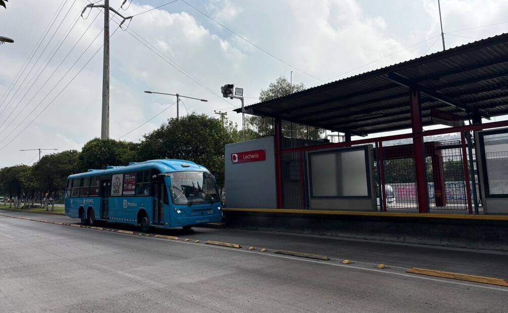 ¿Qué son y cómo se aplicarán las infracciones inteligentes en Edomex?Aplicará para invasores del carril del Mexibús. Foto: Arturo Contreras