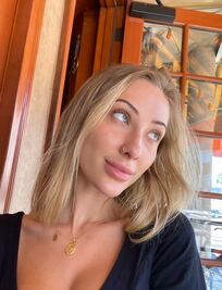 Incendios en Australia. Modelo manda "nudes" a cambio de donaciones