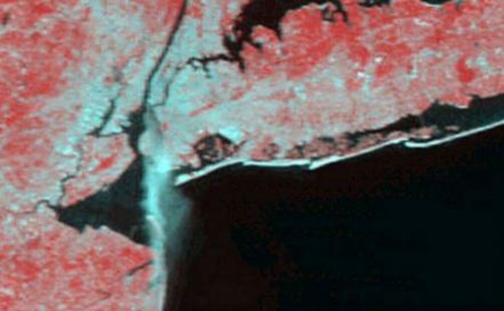 Así se vio desde el espacio el ataque a las torres gemelas en 11-S