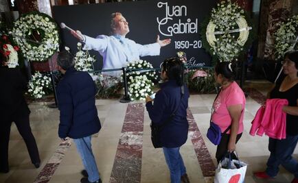 Analizan ampliar horario para despedir a Juan Gabriel en Bellas Artes