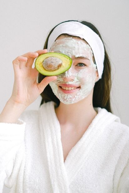 Los increíbles beneficios del aguacate en tu rutina de belleza