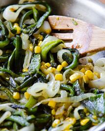 Receta de rajas con crema vegana para el #LunesSinCarne