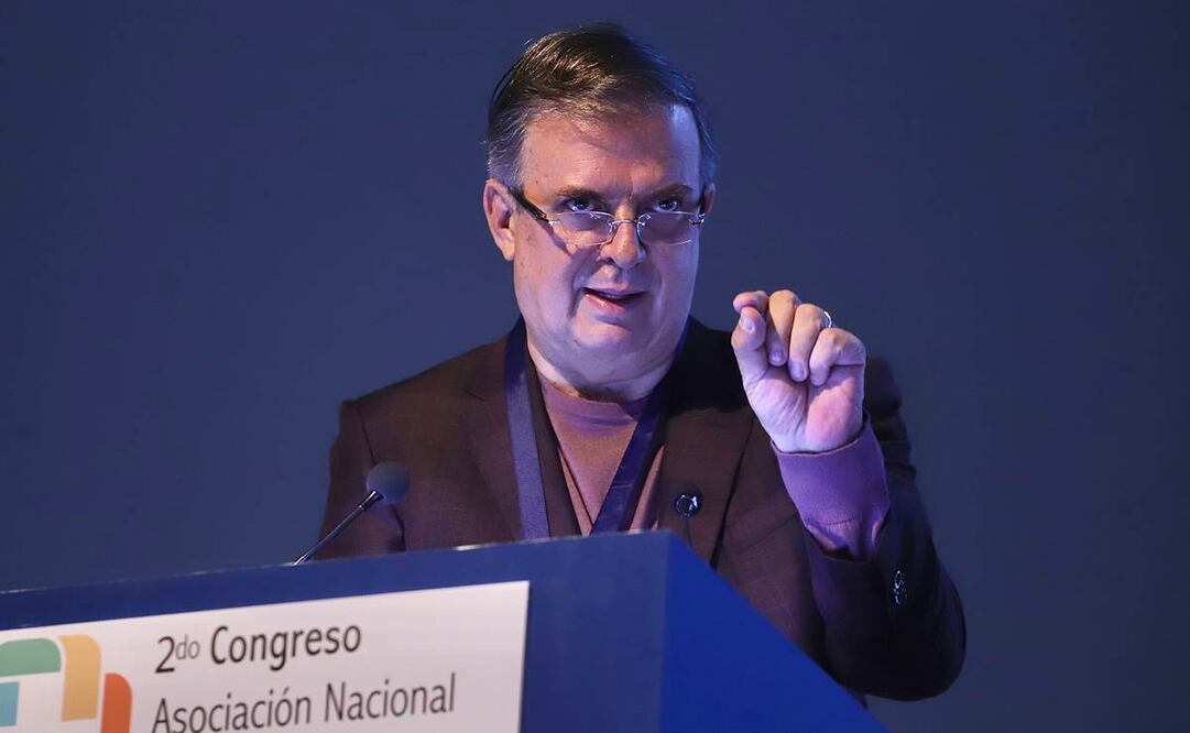 Marcelo Ebrard partició en el
Congreso de la Asociación Nacional de Hospitales Privados “El Futuro del Sistema de Salud en México, buscando soluciones juntos”. Foto: Berenice Fregoso/EL UNIVERSAL