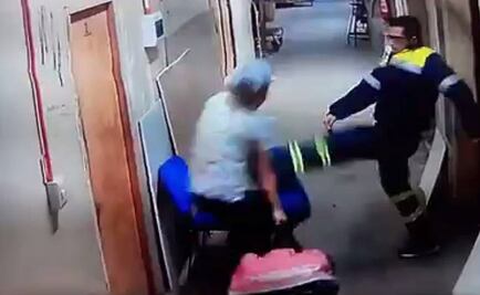 Video. Paramédico chileno golpea en el estómago a su novia embarazada