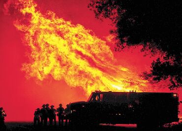 Mexican firefighters help battle California wildfires