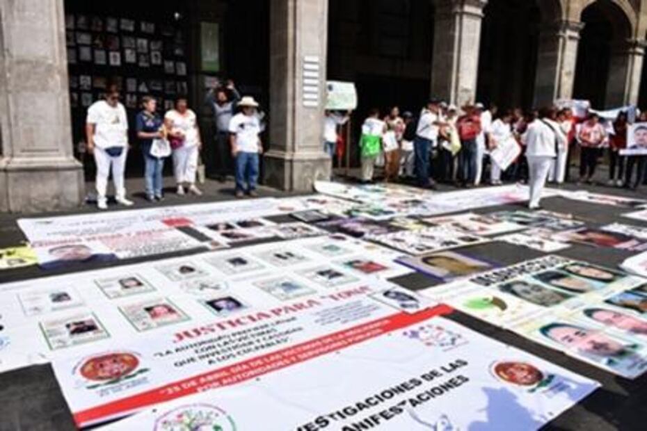Madres de desaparecidos marchan en los estados