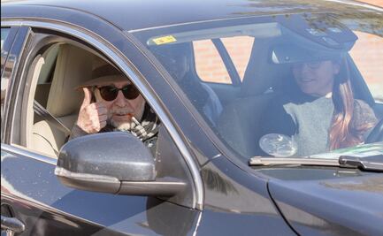 Joaquín Sabina recibe el alta médica y sale del hospital