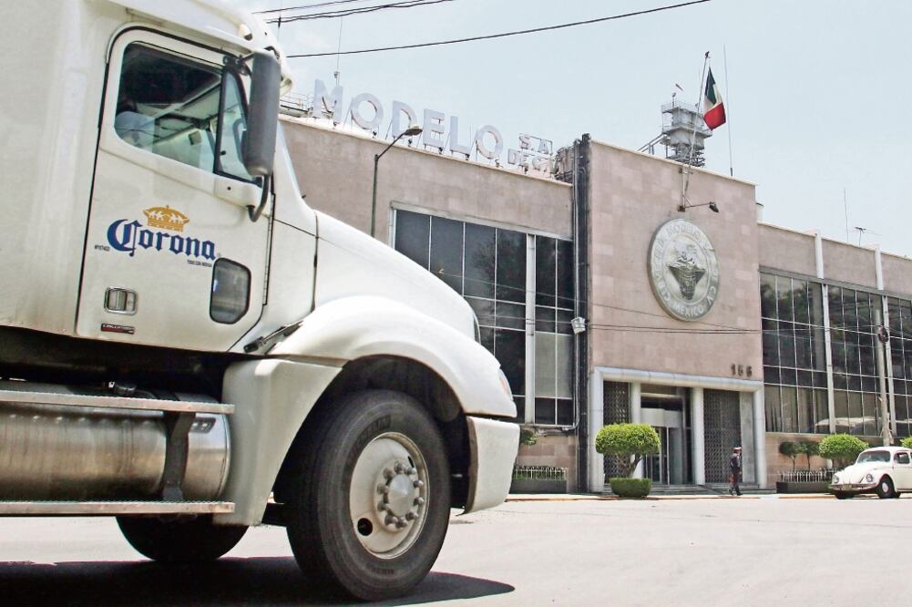 En la nueva planta de Grupo Modelo se van a producir cervezas de las marcas Corona, Modelo, Victoria, Montejo y León (ARCHIVO EL UNIVERSAL)