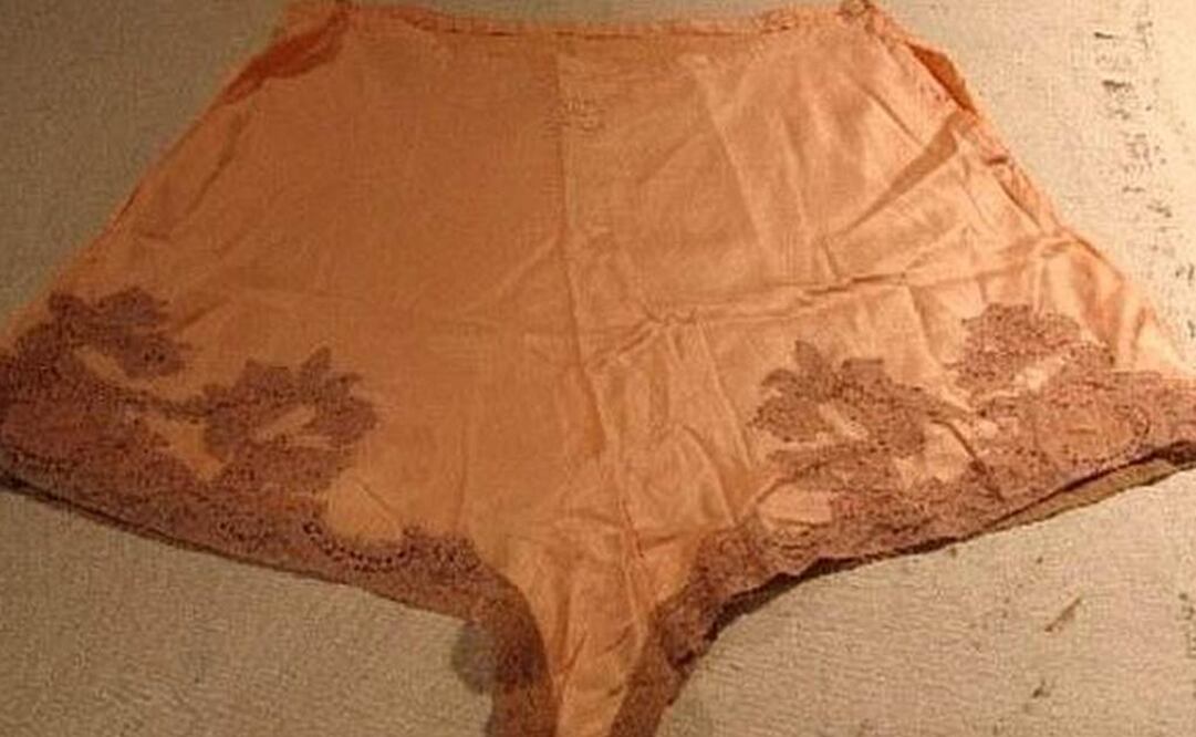 Venden la prenda en 7 mil 500 dólares. FOTO: Mantiques/Mail Online