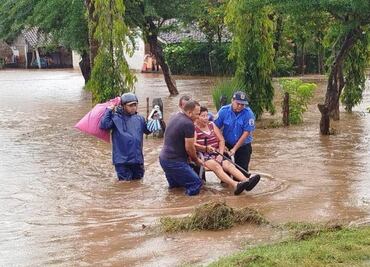 Tormenta Sara suma más de 100 mil afectados en Centroamérica; deja más de mil comunidades incomunicadas