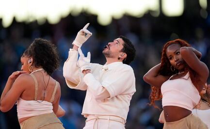 Bad Bunny llenó de perreo el medio tiempo del Super Bowl LX; así fue el espectáculo