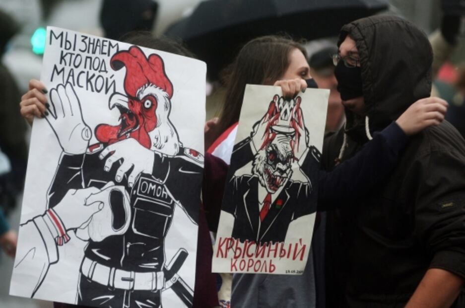 Detienen a 200 personas en nueva manifestación contra Alexander Lukashenko en Bielorrusia