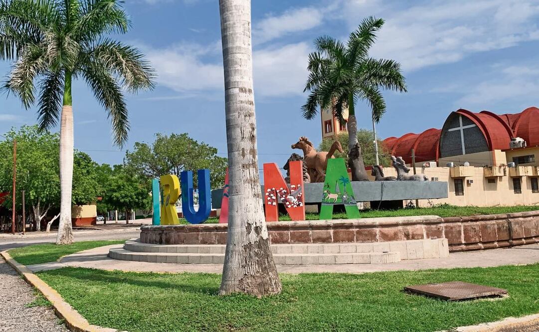 En La Ruana el kilo de bistec de res subió entre 220 y 230 pesos, mientras que el de cerdo se incrementó a 150 pesos, a consecuencia de las cuotas ilegales. (11/04/2025) Foto: Carlos Arrieta | El Universal