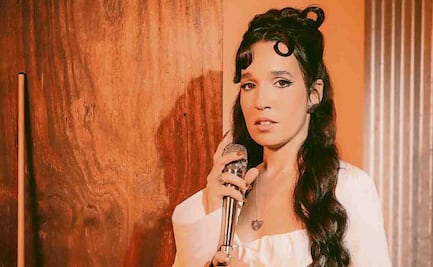 iLe fortalece las emociones a través del bolero latino