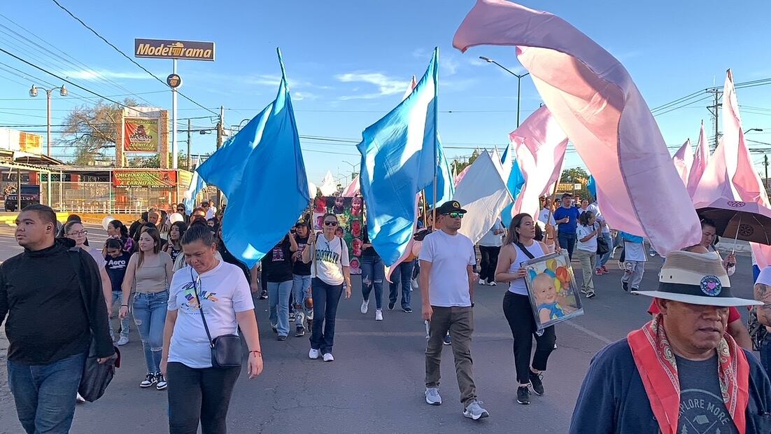 Sobrevivientes, padres de los menores fallecidos y ciudadanos, llegarán hasta las escalinatas del Museo de la Universidad de Sonora para pronunciar un mensaje a las autoridades. (Foto: Amalia Escobar)