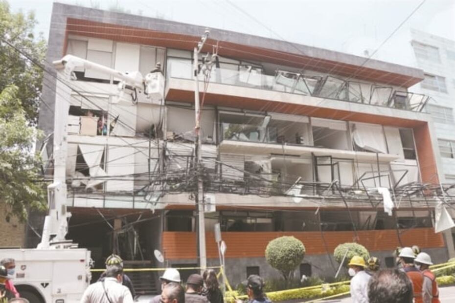 Terror y caos en Benito Juárez por explosión en edificio