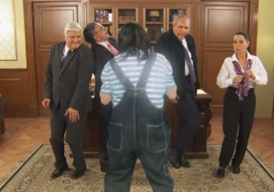 Vuelve El Privilegio de Mandar con “Andrés Manuel”, “corcholatas” y un “pin…susto” de “Layda” a “Alito”