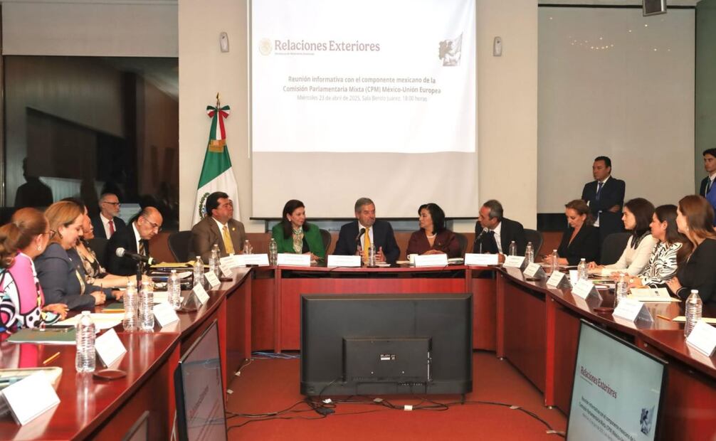 Juan Ramón de la Fuente recibió a la vicepresidenta ejecutiva de la Comisión Europea para una Transición Limpia, Justa y Competitiva, Teresa Ribera. Foto: Especial