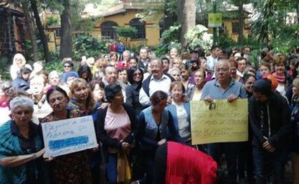 Denuncian profesores falta de pago en Coyoacán
